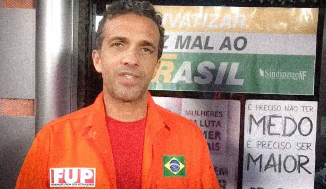 Petroleiros anunciam paralisação de 72 horas