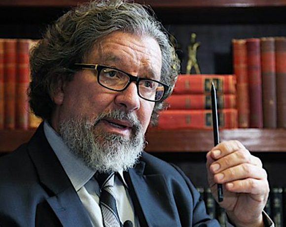 Toffoli não se renderá a pressões, afirma Kakay