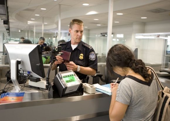 Brasileiros deportados EUA