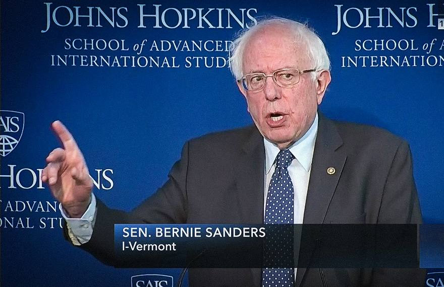 Bernie Sanders desnuda Bolsonaro