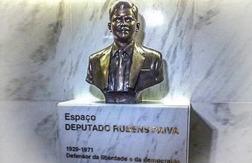 Cusparada Bolsonaro