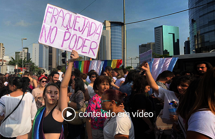 SÁBADO, 29