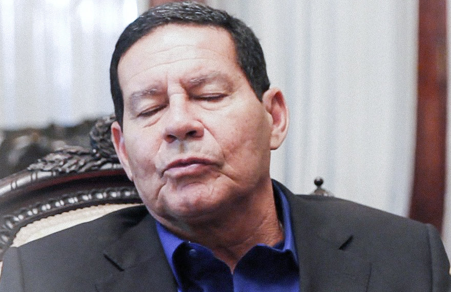 Mourão quer agrados aos EUA e pau na Venezuela