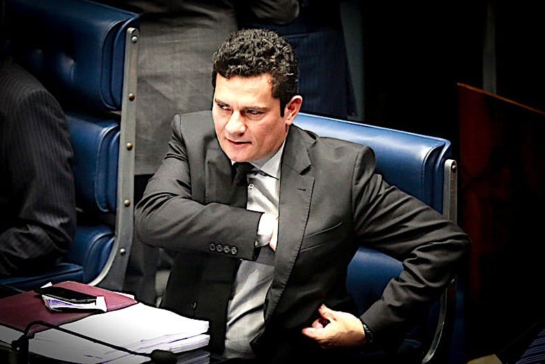 Sérgio Moro entra na briga entre Bolsonaro e Rede Globo