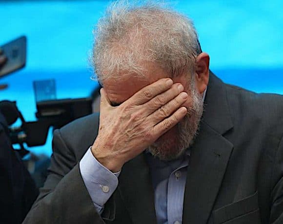 Neto de Lula morre de meningite