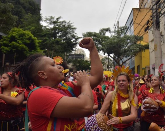 Carnaval da resistência.