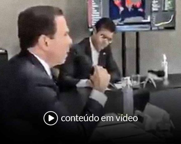 Bolsonaro diz que Doria precisa sair do palanque
