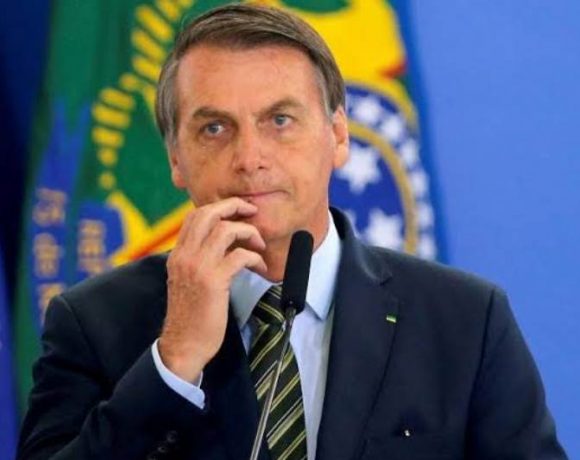 Bolsonaro cancela entrevista que ia ao ar na estreia da CNN Brasil