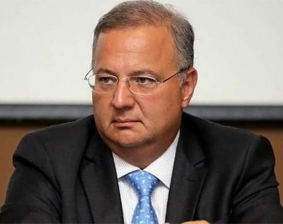 Bahia sugere: quem fura quarentena deve abrir mão de leito em UTI