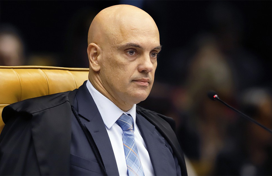 Governo acata ministro e volta a divulgar dados completos do coronavírus